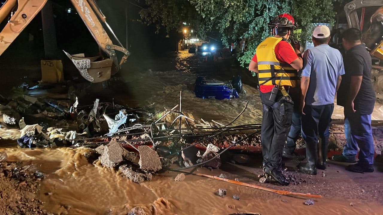 Dos niñas y una mujer mueren por las inundaciones en Nogales, Sonora