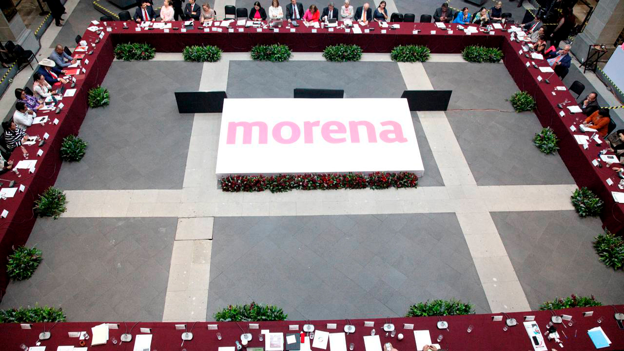 Secretarios y Mario Delgado ‘plantan’ a Monreal y senadores en plenaria de Morena