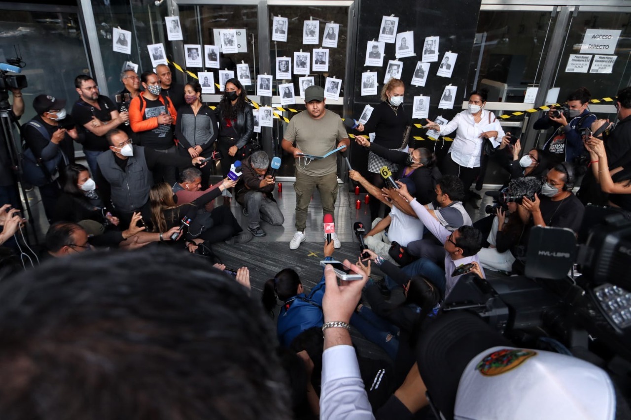 ‘Es mentira que investiguen los casos’: Periodistas protestan por asesinato de Fredid Román
