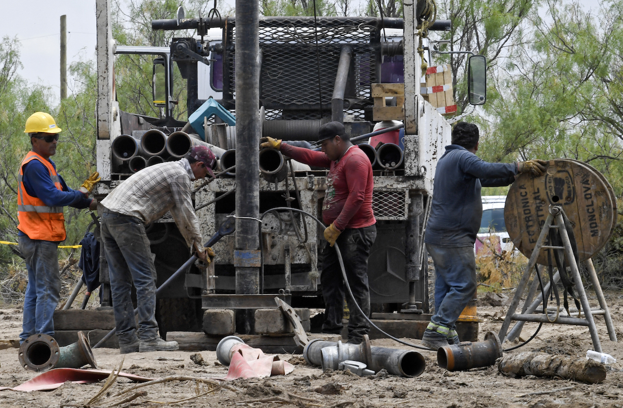 Expertos de EU apoyarán en el rescate de los mineros en Coahuila