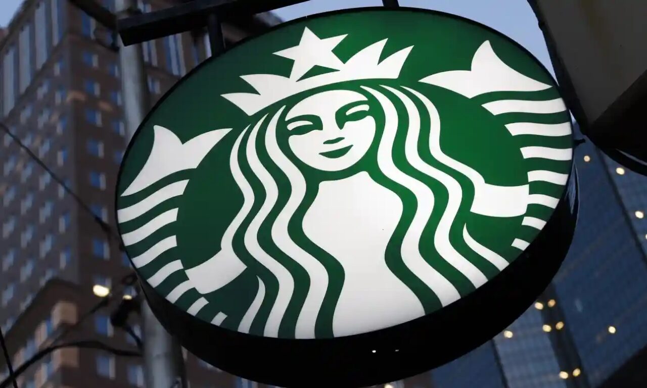 Los retos a los que se enfrenta el nuevo director de Starbucks