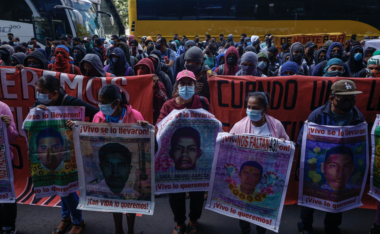 Segob y FGR denuncian al juez Ventura Ramos por liberaciones en el caso Ayotzinapa