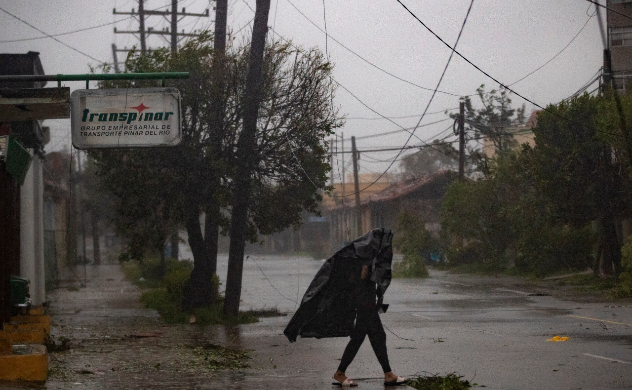 Cuba sufre apagón masivo por una avería relacionada con el huracán ‘Ian’