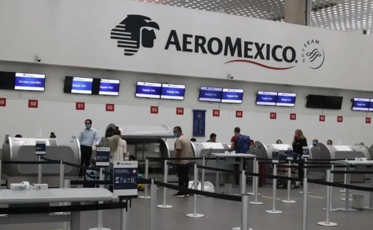 Aeroméxico anuncia formalmente su salida de la BMV tras autorización de la CNBV
