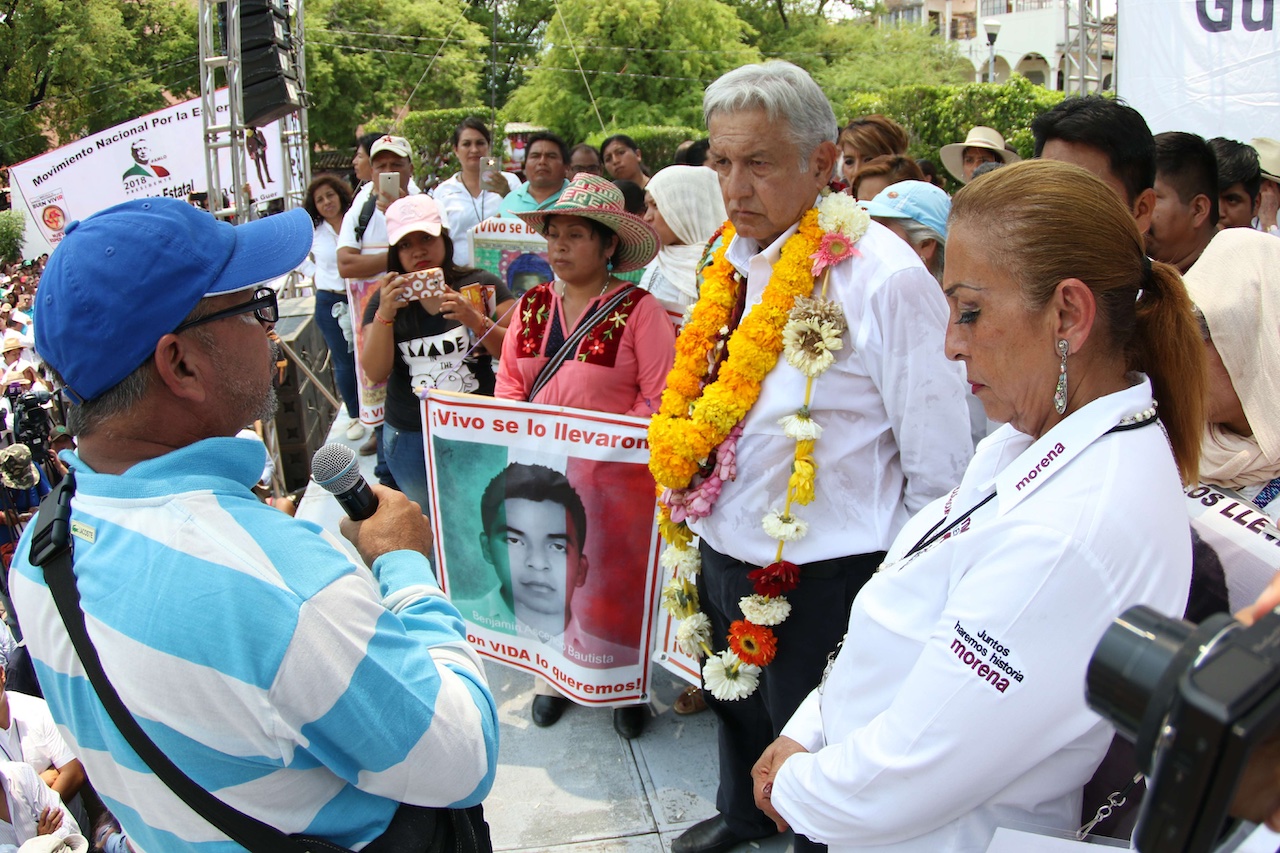 ‘Hoy es un día de luto, se está rompiendo el pacto del silencio’: AMLO por el aniversario del caso Ayotzinapa