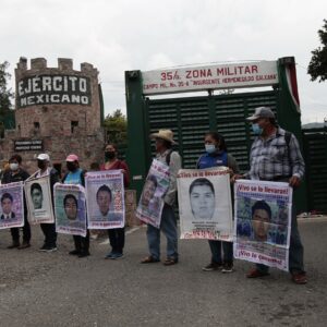 Dictan auto de formal prisión a elementos de Sedena ligados a caso Ayotzinapa
