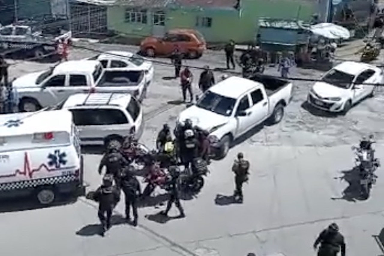 Balacera en Xalapa, Veracruz, deja detenidos y vehículos asegurados