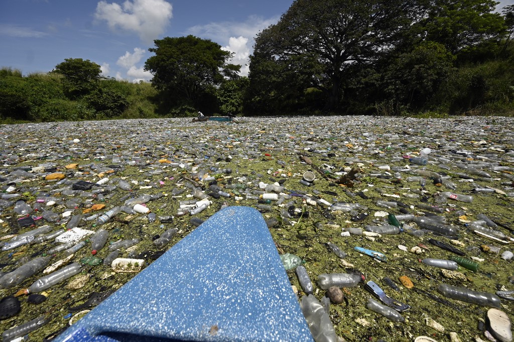 Los desechos plásticos inundan los lagos y ríos en Centroamérica