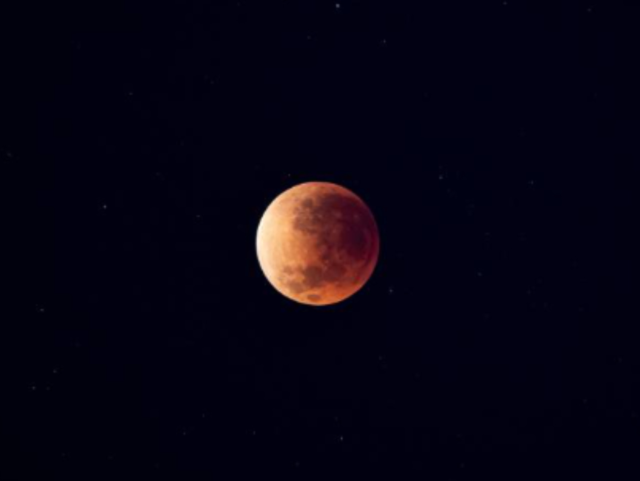 Eclipse solar, Luna rosa y lluvia de estrellas: Todos los fenómenos astronómicos de abril 2023