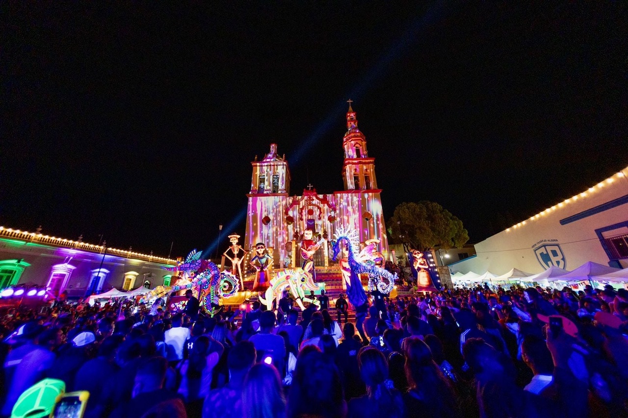 El Festival Internacional Santa Lucía regresa con miles de artistas en 50 días