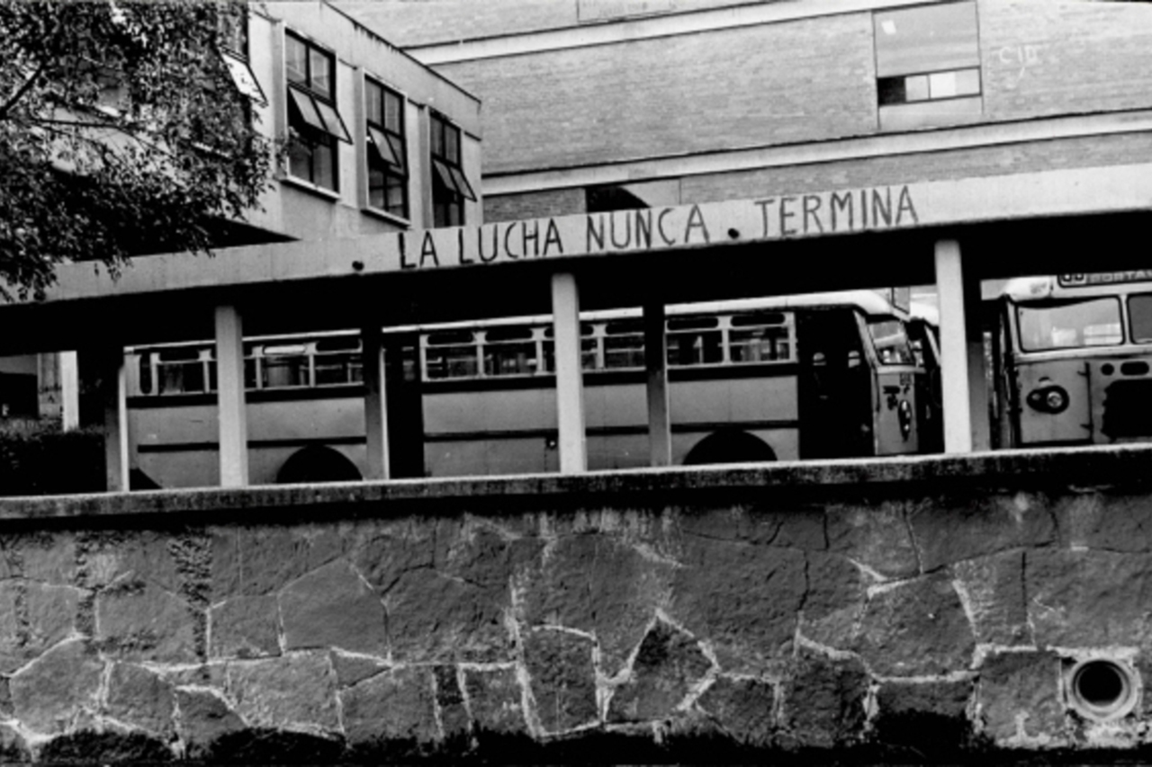 Fotos: Las Pintas Y Carteles Del Movimiento De 1968