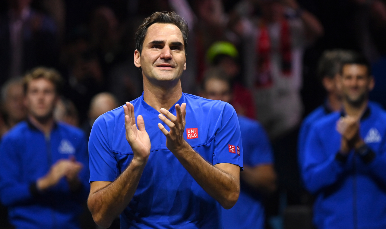 Federer dice adiós al tenis profesional, entre lágrimas