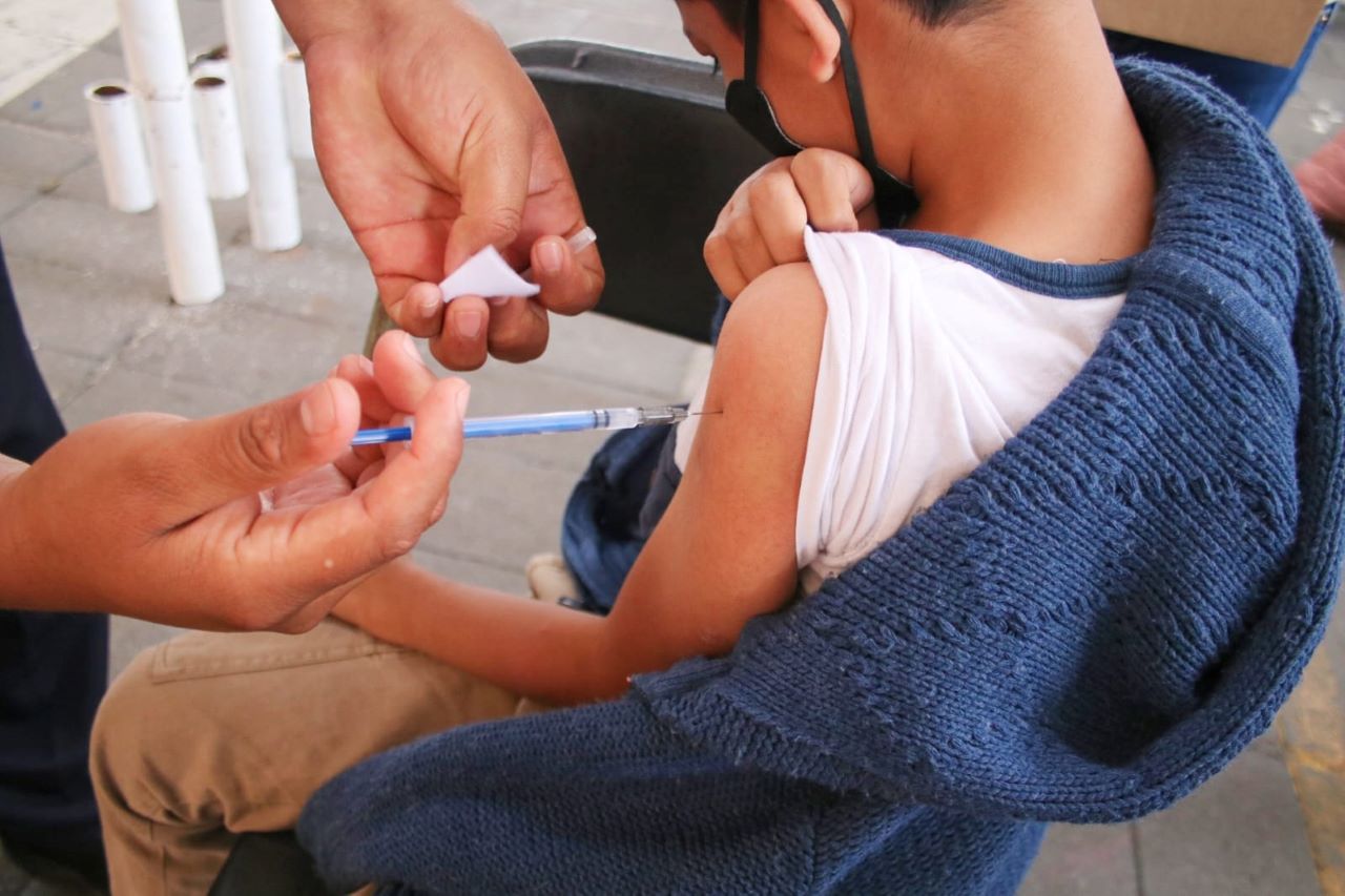 Vacunación en CDMX: Calendario, sedes y requisitos para segunda dosis a niños de 8 años