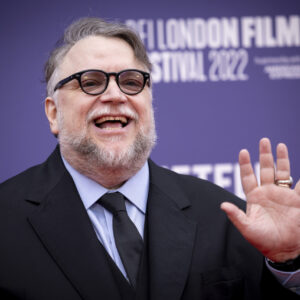 Del Toro se ‘mocha’ con los Ariel: propone financiar las estatuillas y pide apoyos