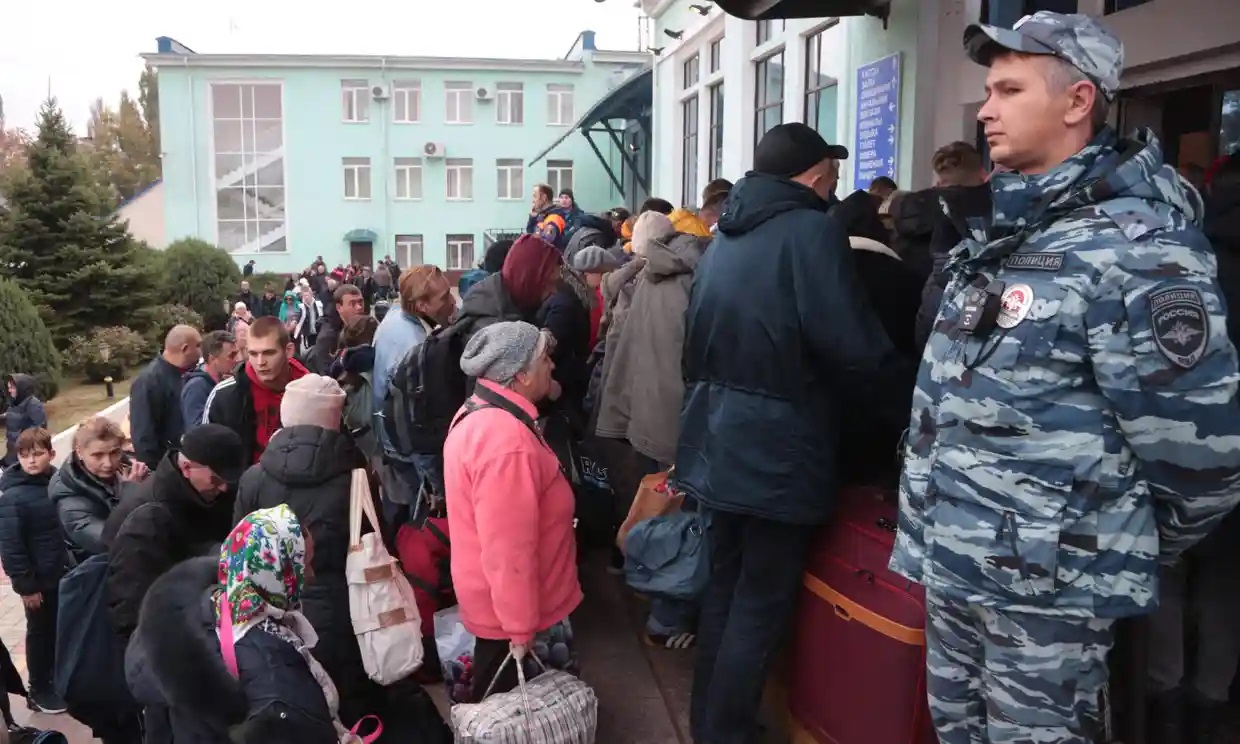 Piden a los refugiados ucranianos que no regresen ante la crisis energética que se avecina