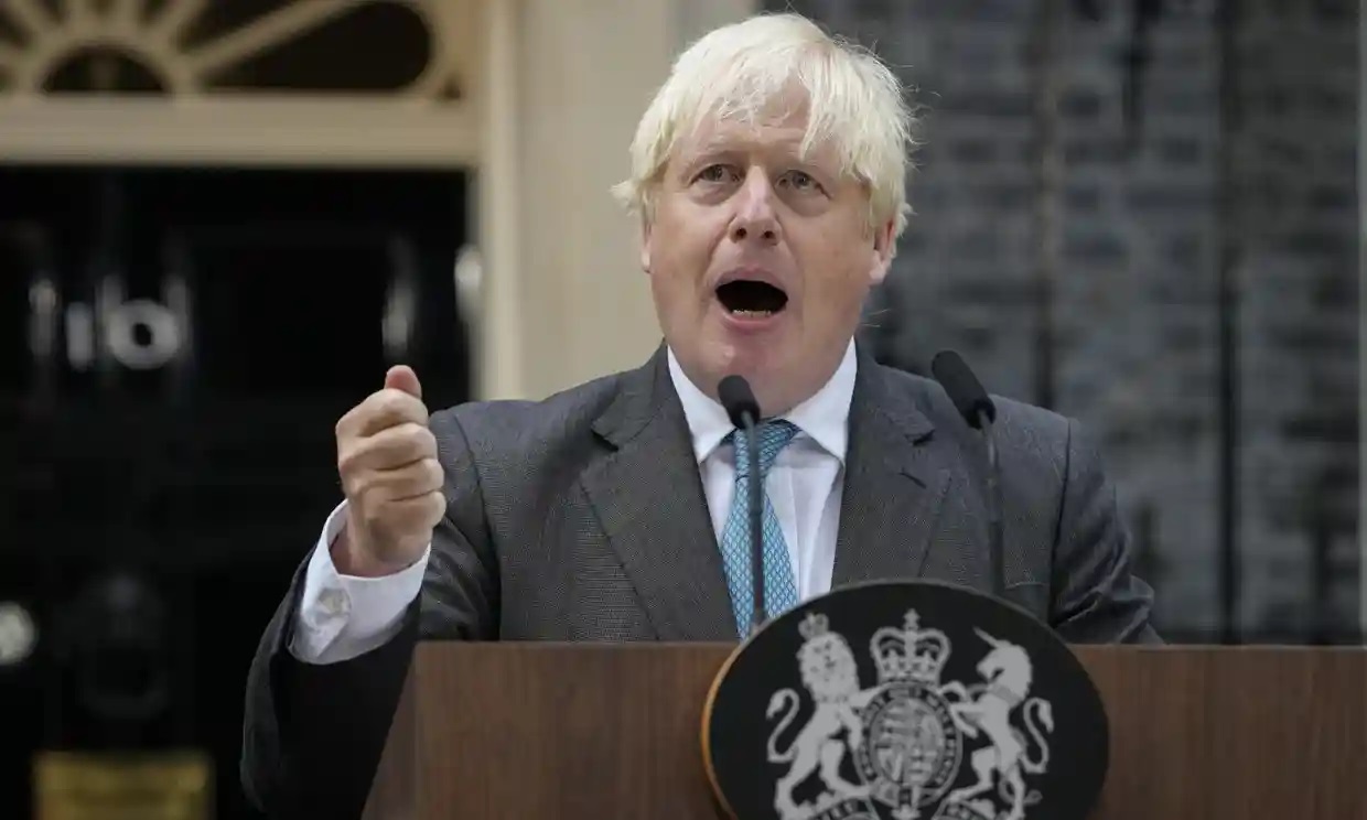 Instan a Boris Johnson a postularse en la contienda por el liderazgo conservador