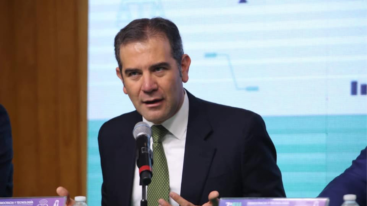 Córdova advierte: ‘Mayoriteos’ en la reforma electoral van a generar problemas
