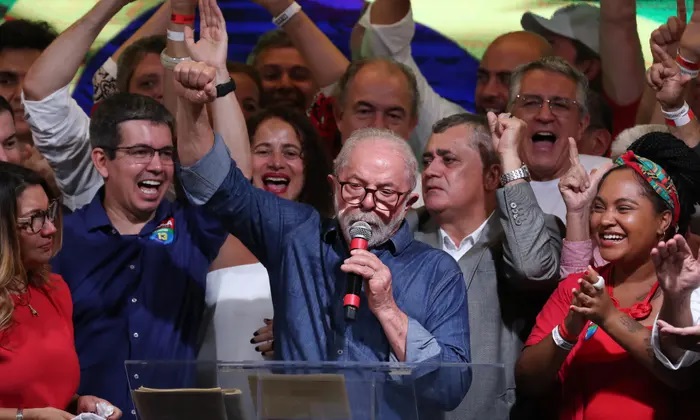 Pobreza, vivienda y el Amazonas: la bandeja de entrada de Lula como presidente electo de Brasil