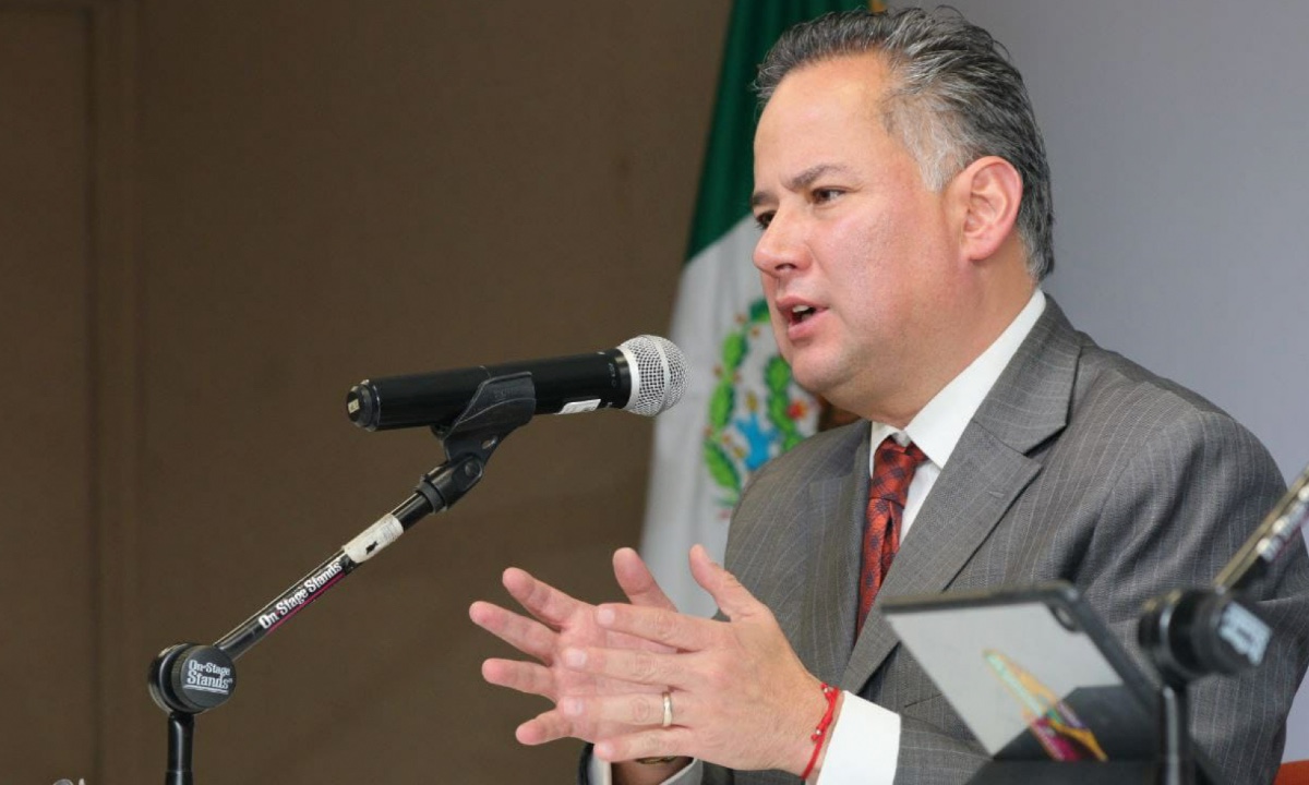 Santiago Nieto, denunciado por presunto lavado de dinero y red de empresas