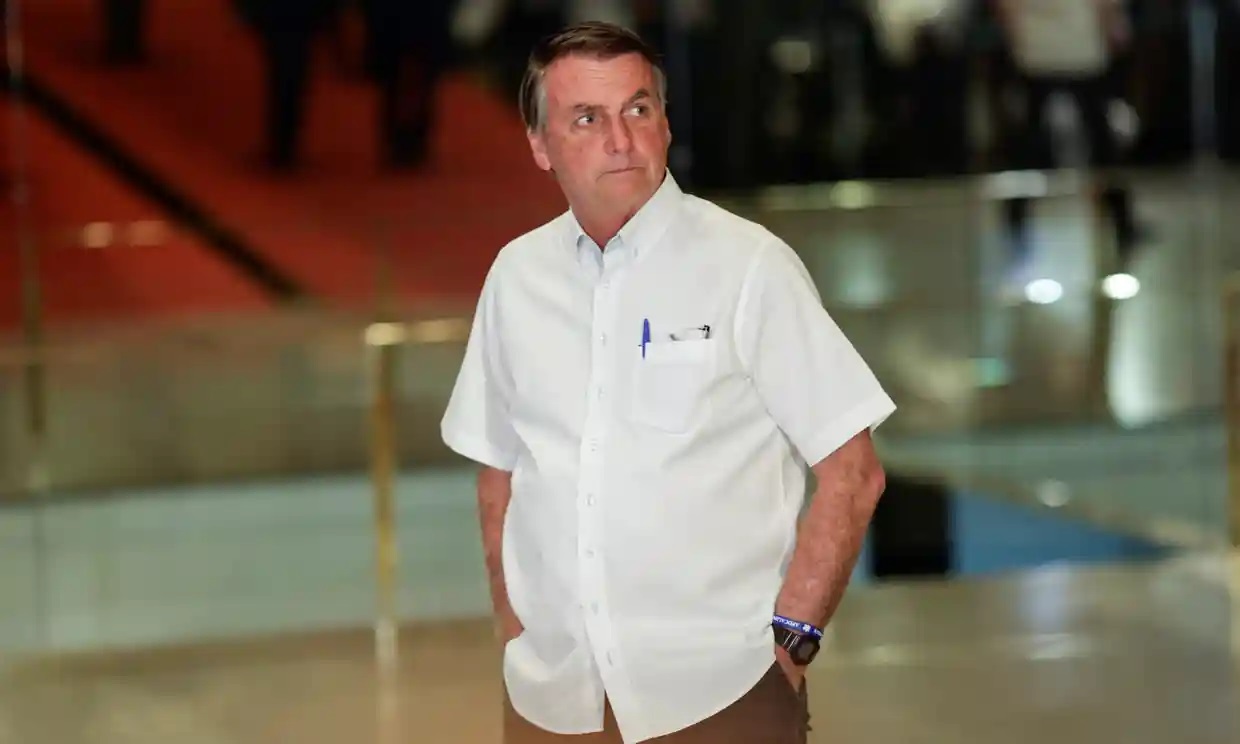 Temen que Bolsonaro no acepte la derrota, mientras su hijo denuncia fraude antes de las elecciones en Brasil