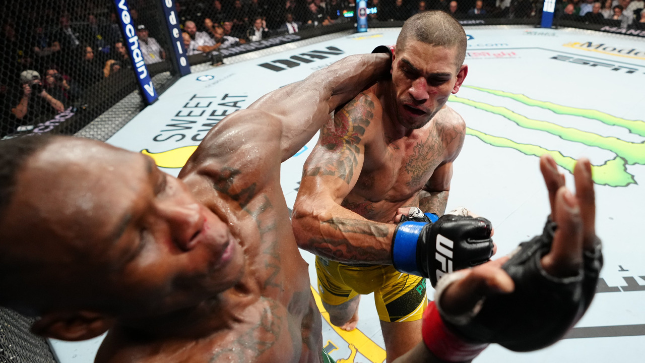 UFC 281: Pereira derrota a Izzy por TKO