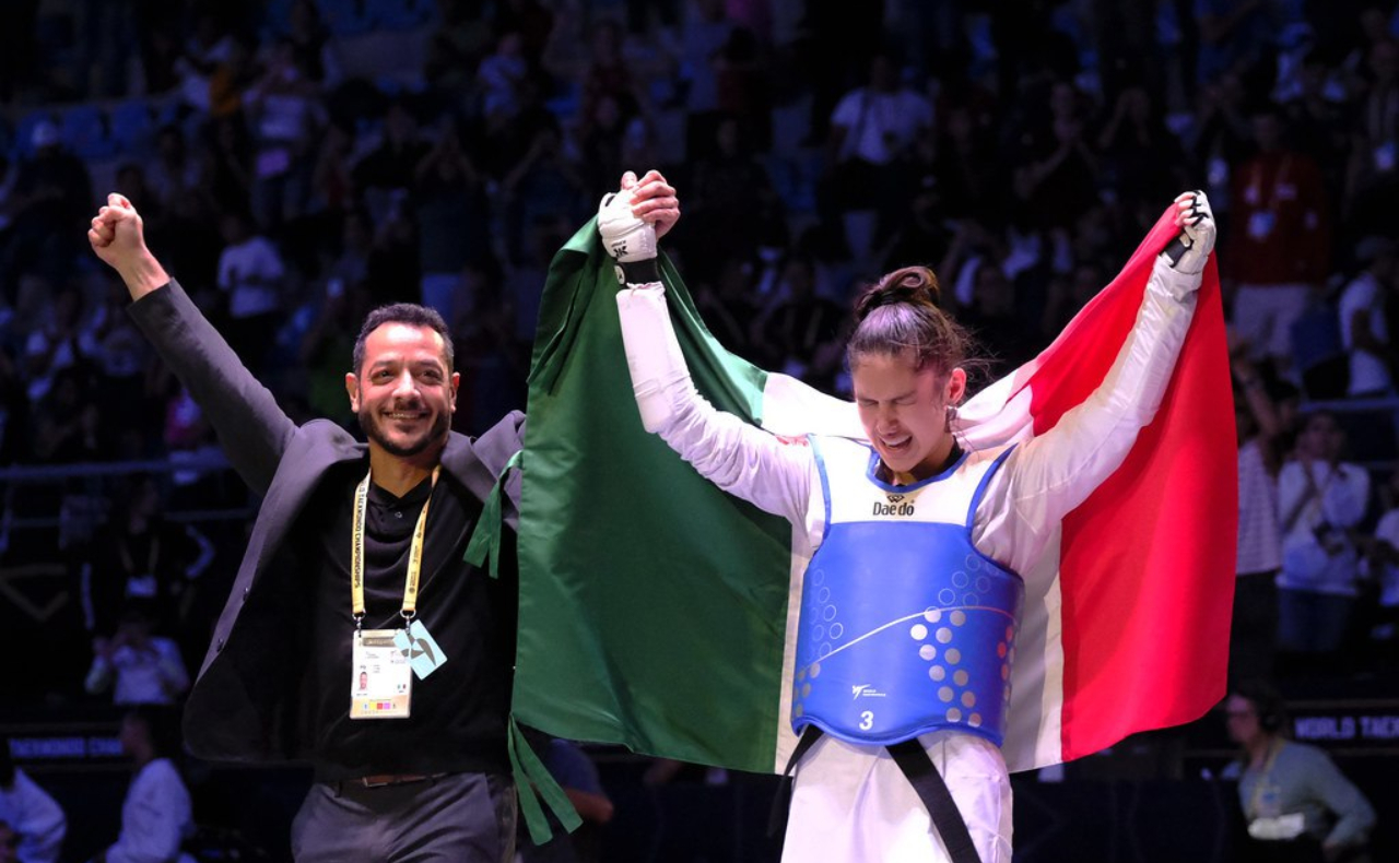 La mexicana Leslie Soltero gana la medalla de oro en el Campeonato Mundial de Taekwondo