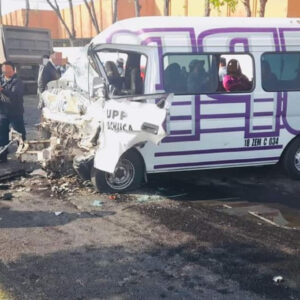 Un choque en la carretera Pachuca-Ciudad Sahagún deja al menos 13 heridos