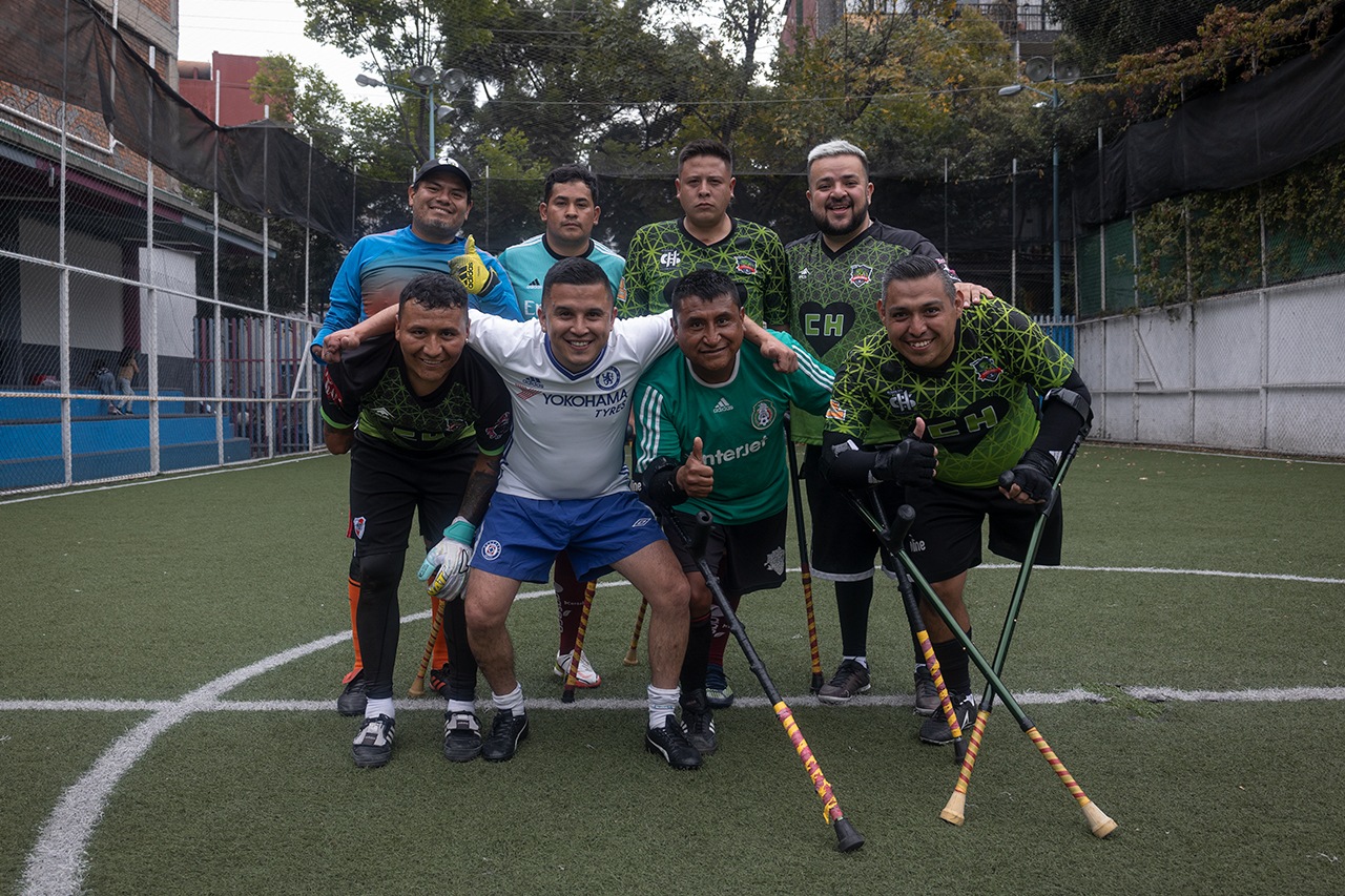 Chapulines FC, un equipo de futbol para personas amputadas