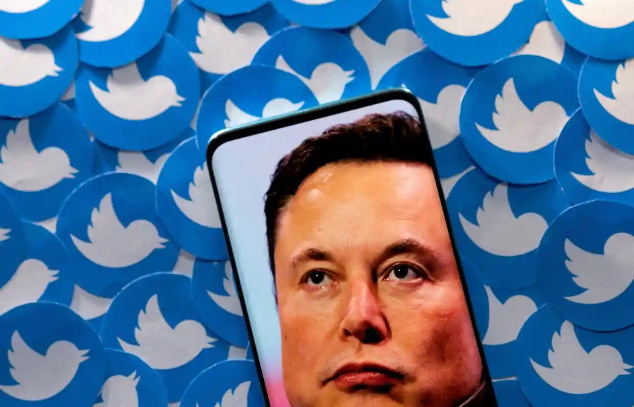 Continúa el éxodo en Twitter, mientras Elon Musk insinúa una posible quiebra