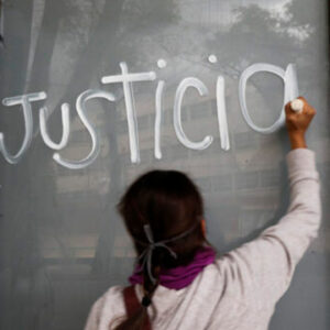 Adolescente acusado de tentativa de feminicidio contra su exnovia en Iztapalapa queda en libertad