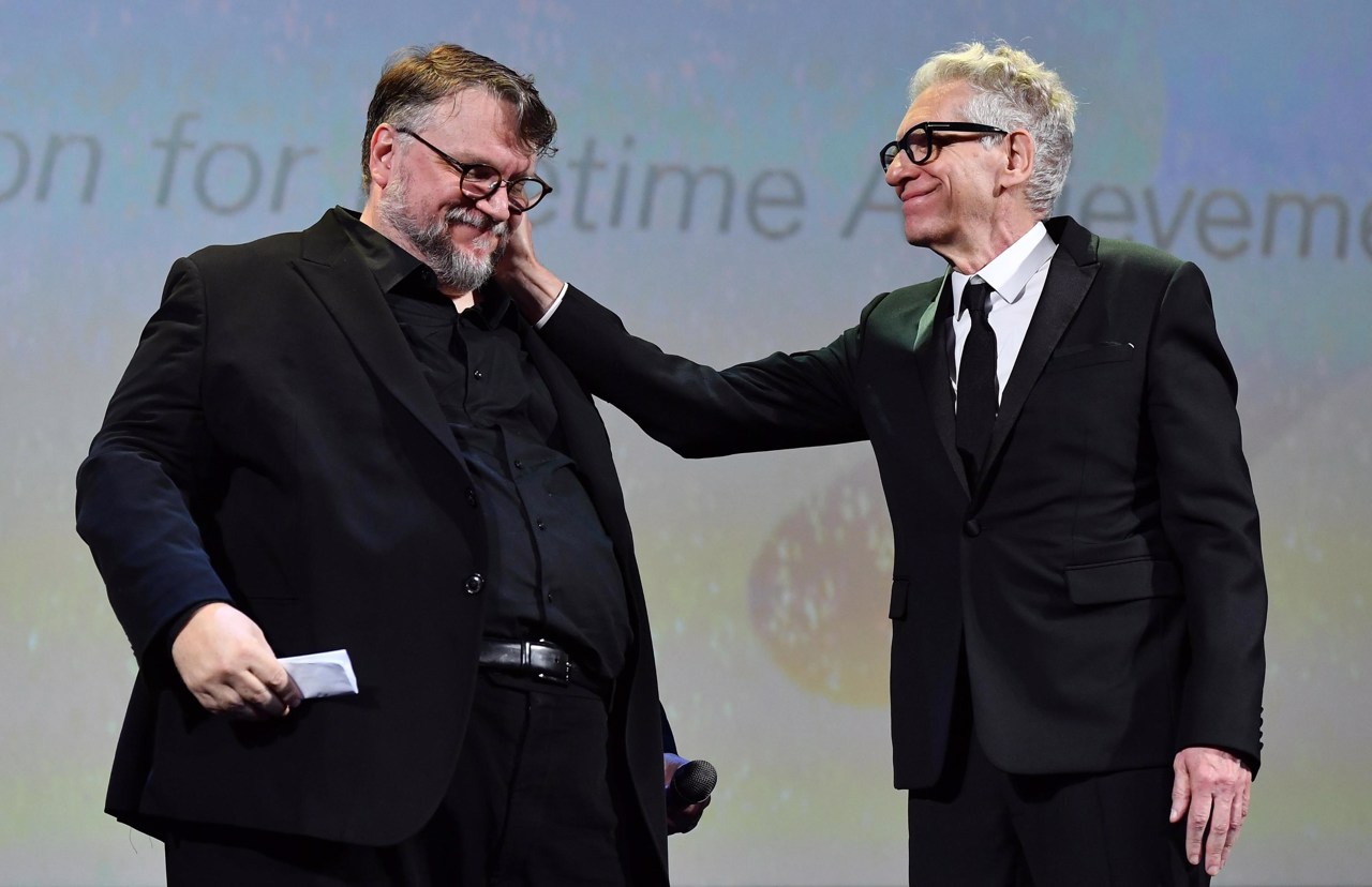 Ante incumplimiento de Cinemex, Guillermo del Toro busca salas para </em>Pinocho</em>