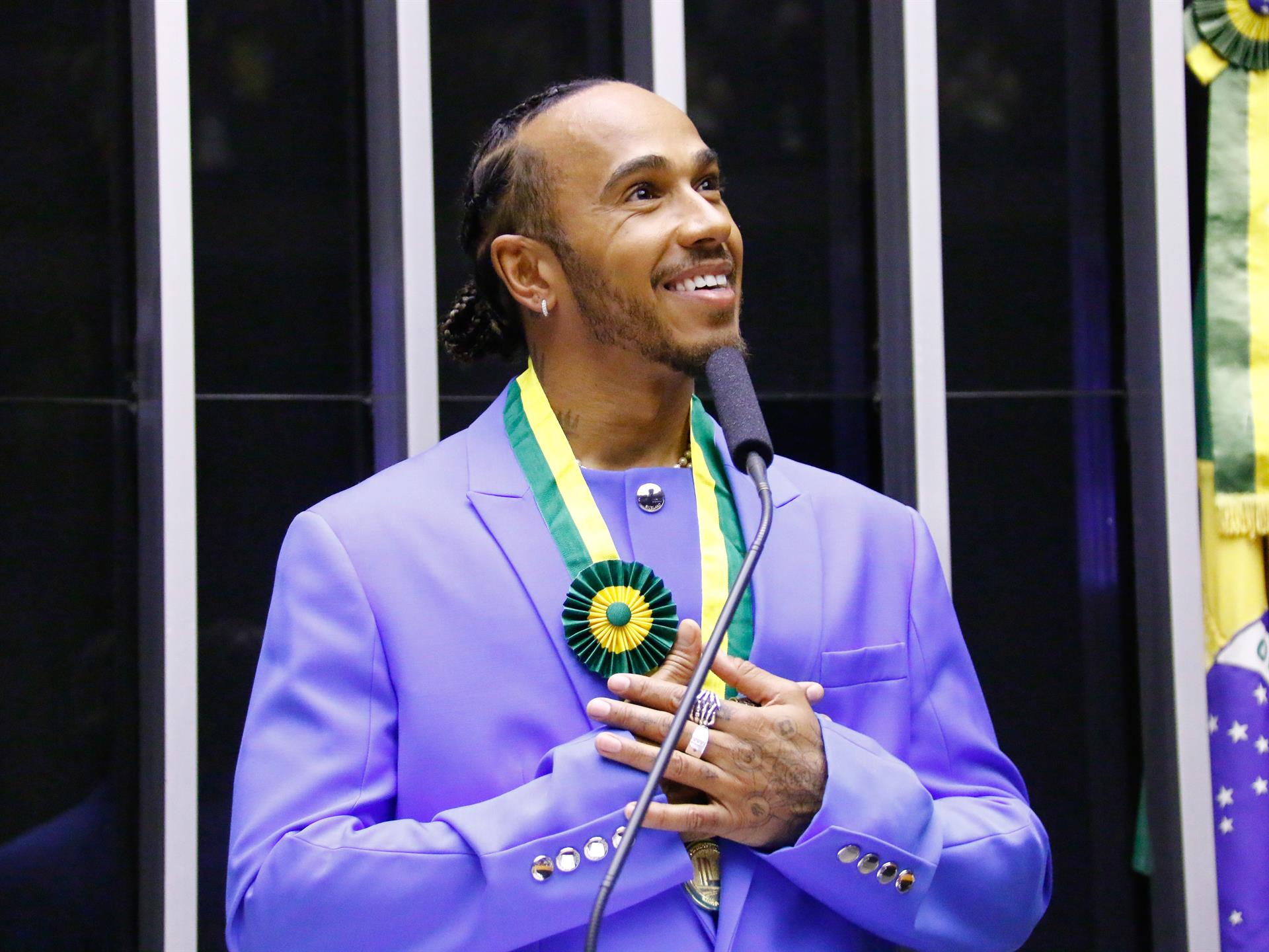 Lewis Hamilton es ahora ciudadano honorario de Brasil