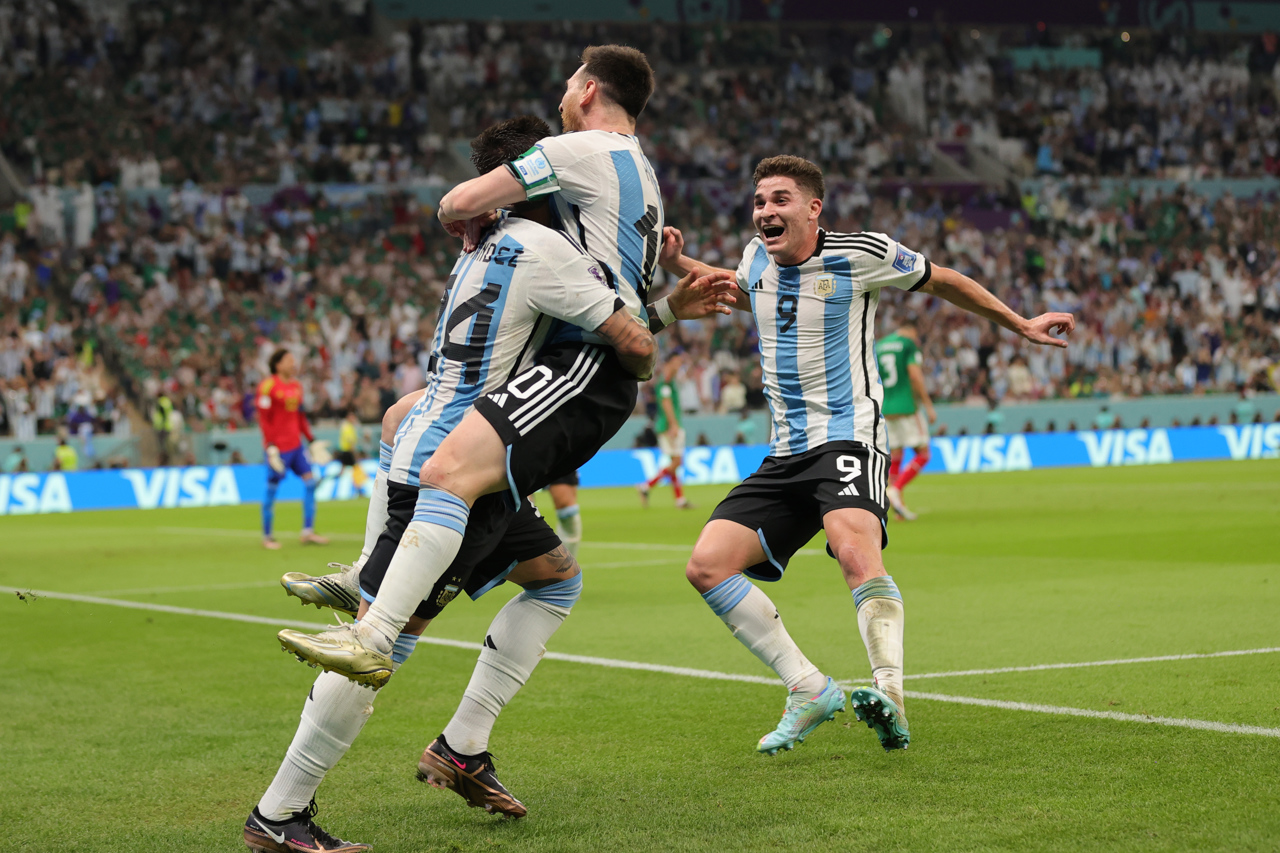 Argentina toma aire y México se aleja de los octavos sin goles ni victorias