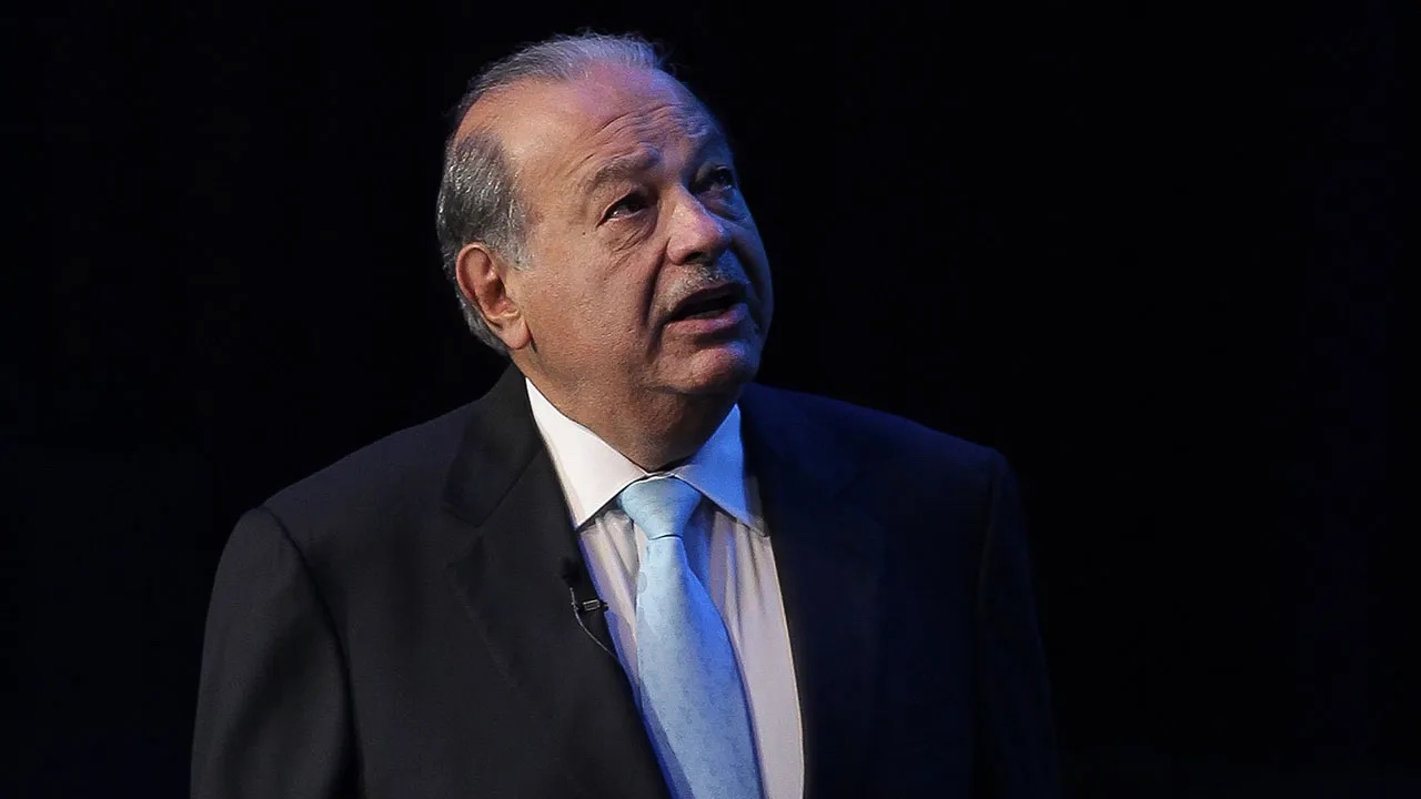 Inbursa, de Carlos Slim, se baja de la carrera por comprar Banamex