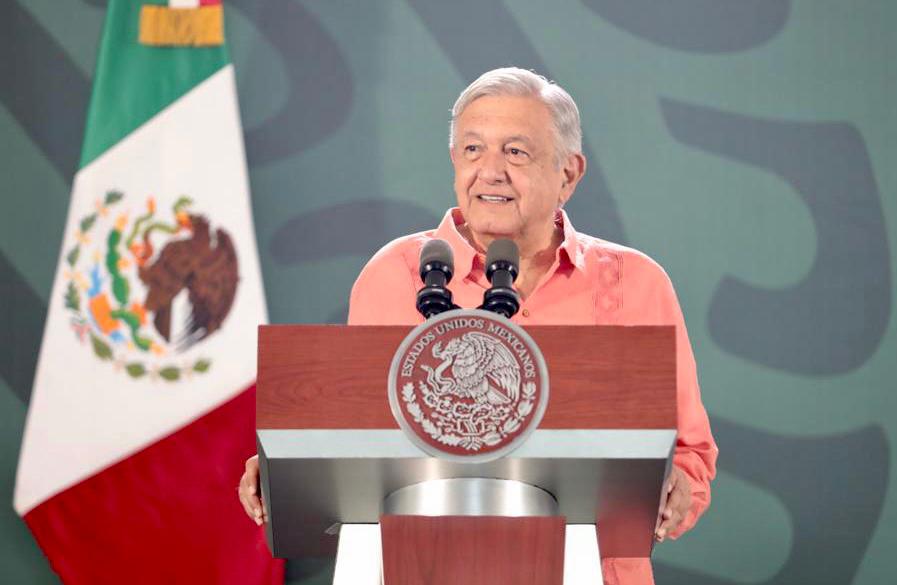 Es un orgullo que el embajador de México en Perú haya sido declarado persona ‘non grata’: AMLO