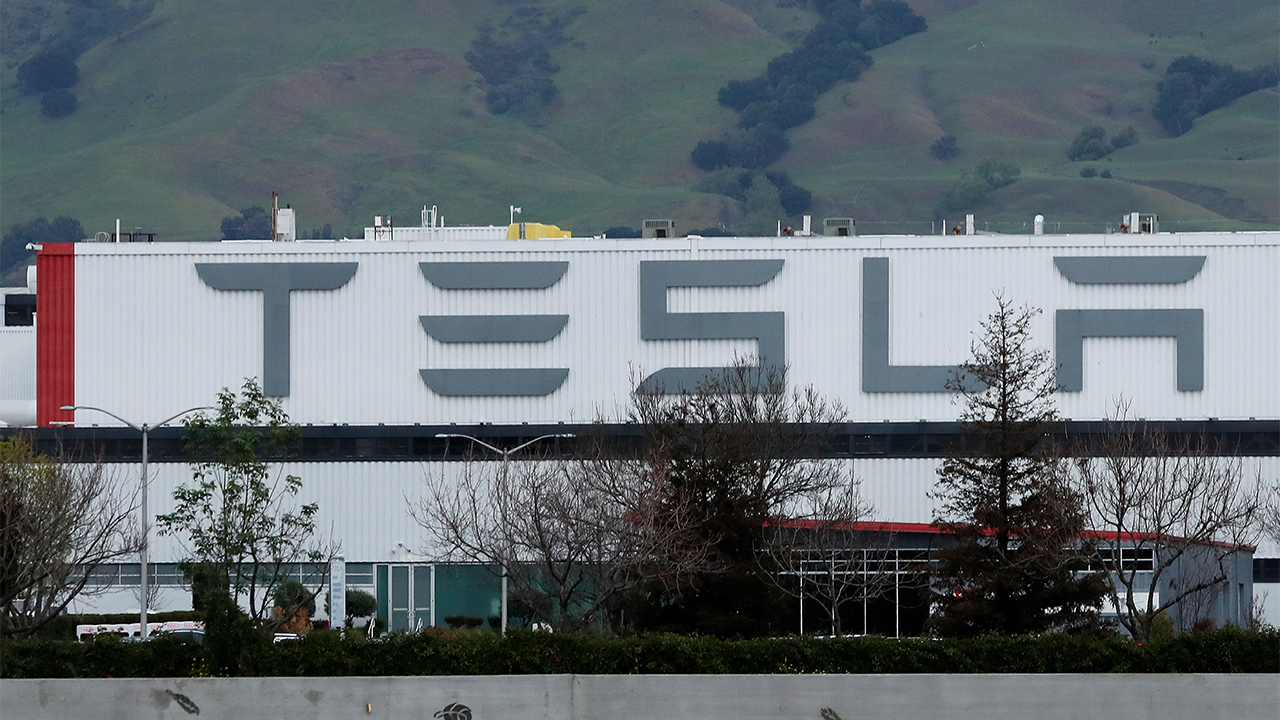 Tesla planea construir una planta de autos eléctricos en Monterrey