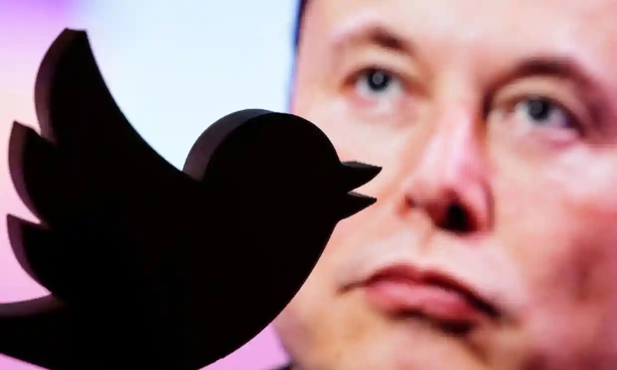Elon Musk restablece las cuentas de Twitter de los periodistas suspendidos