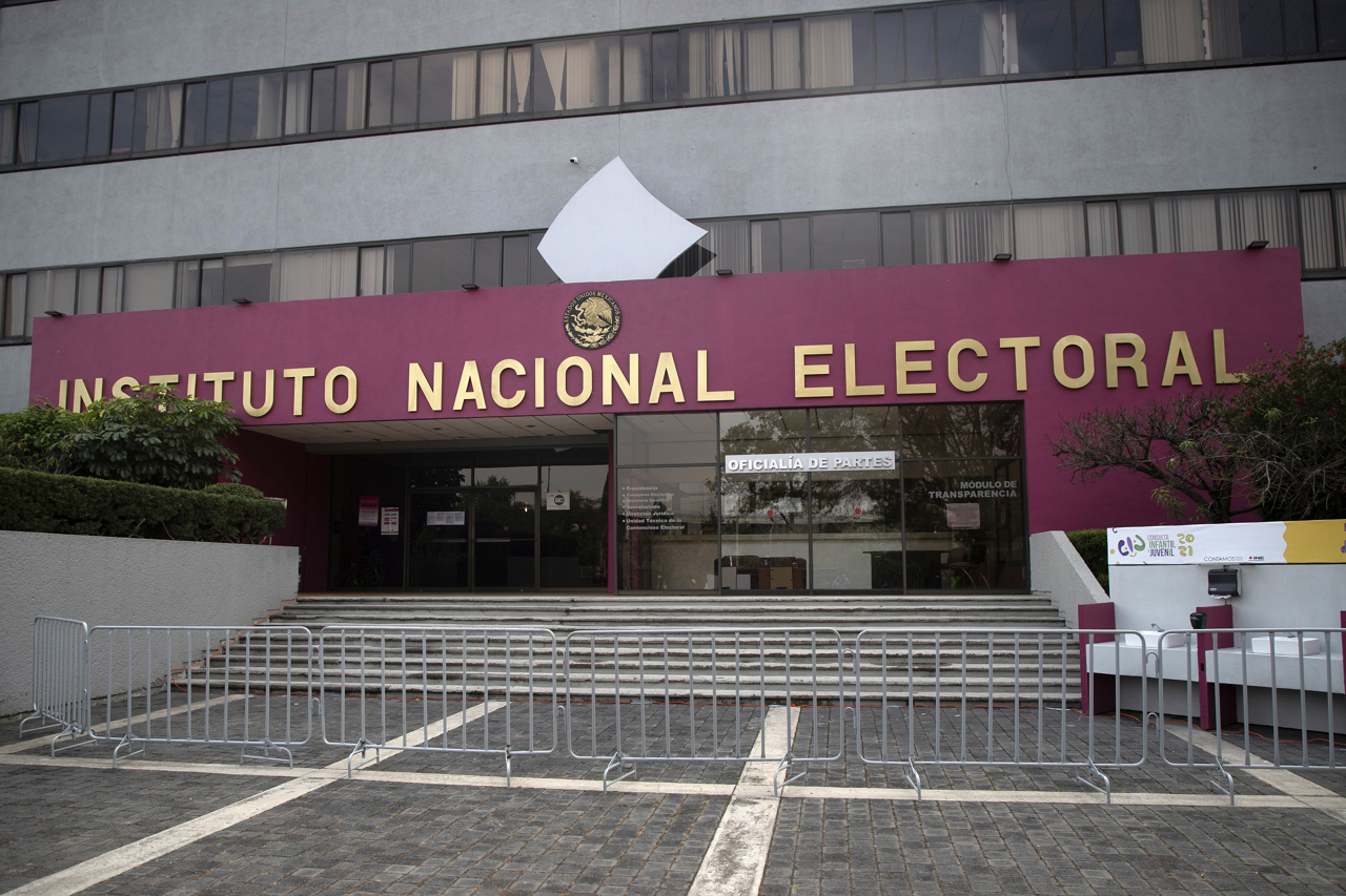 Cámara de Diputados aprueba convocatoria para elegir a nuevos consejeros del INE