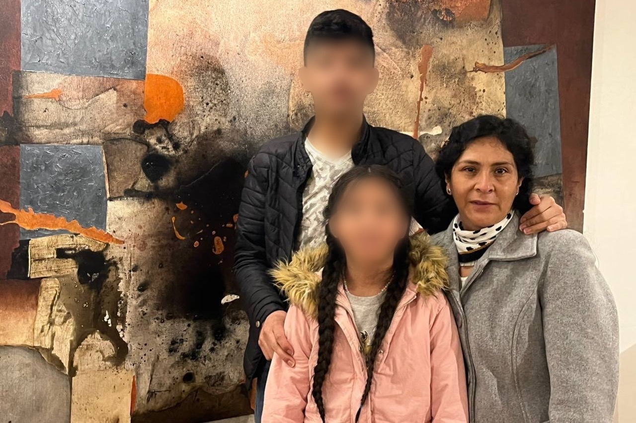 Familia de Pedro Castillo llega a México; no se romperán relaciones con Perú