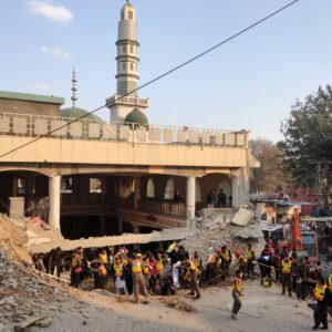 Atentado en una mezquita de Pakistán deja 59 muertos y 157 heridos