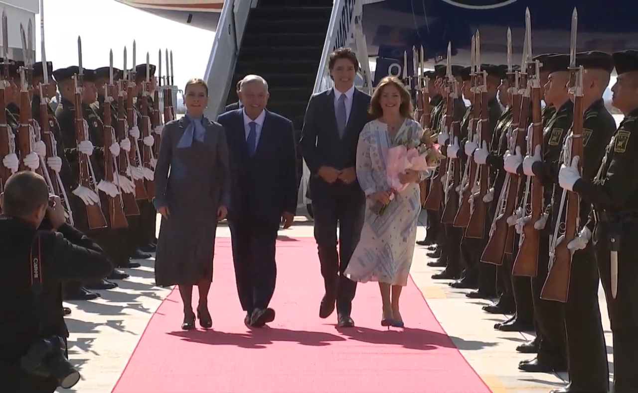 Trudeau aterriza en México para la “cumbre de los tres amigos” con Biden