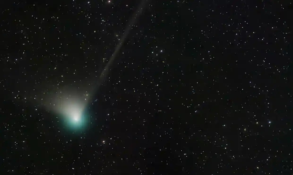 Un exótico cometa verde que no se había visto desde la Edad de Piedra vuelve a los cielos de la Tierra