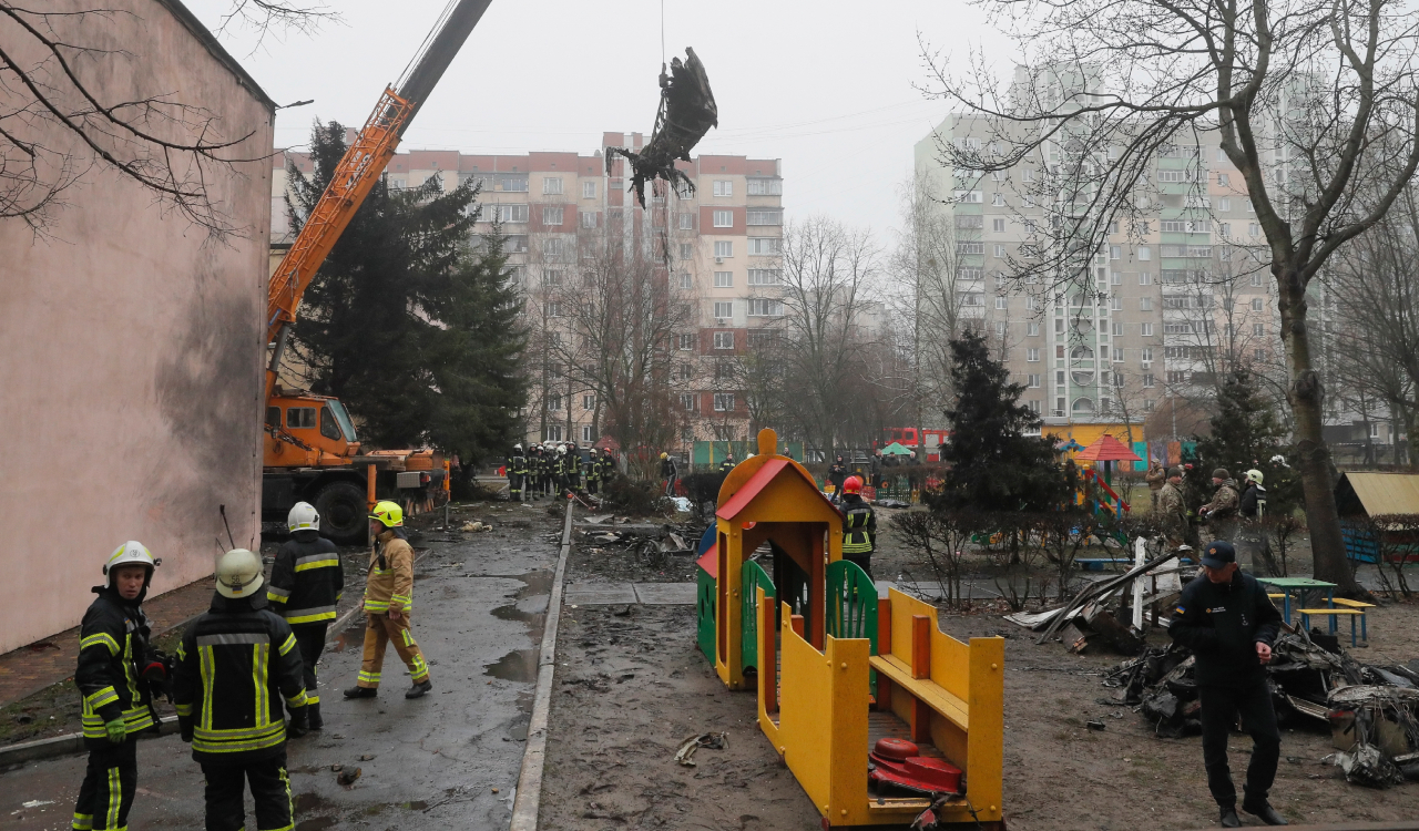 Caída de helicóptero en Kiev, Ucrania, deja 17 muertos, uno de ellos el ministro del Interior
