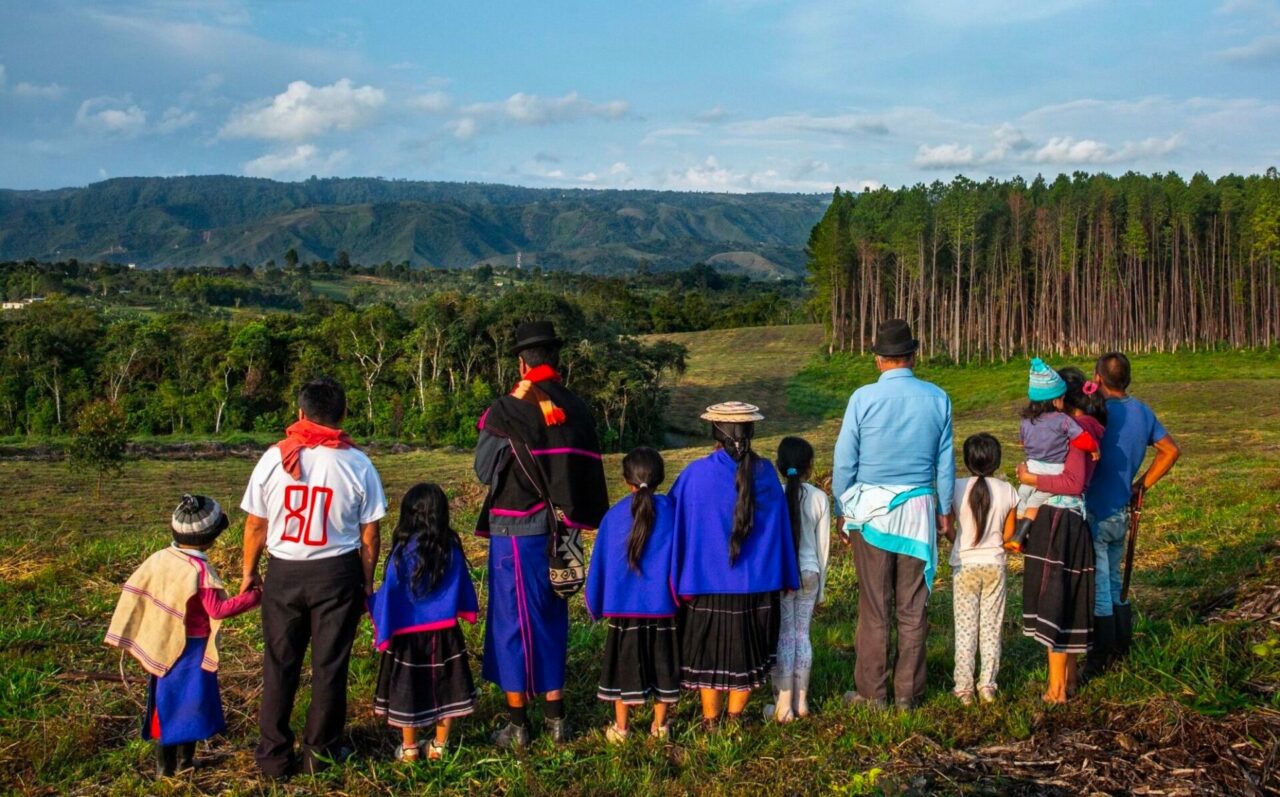 Colombia: la lucha de los misak contra una multinacional para recuperar su territorio