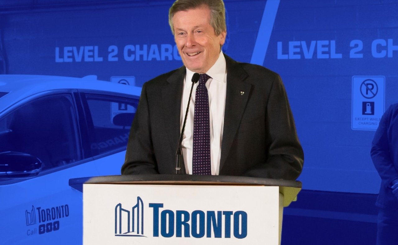 El alcalde de Toronto renuncia al cargo tras aceptar relación con una empleada
