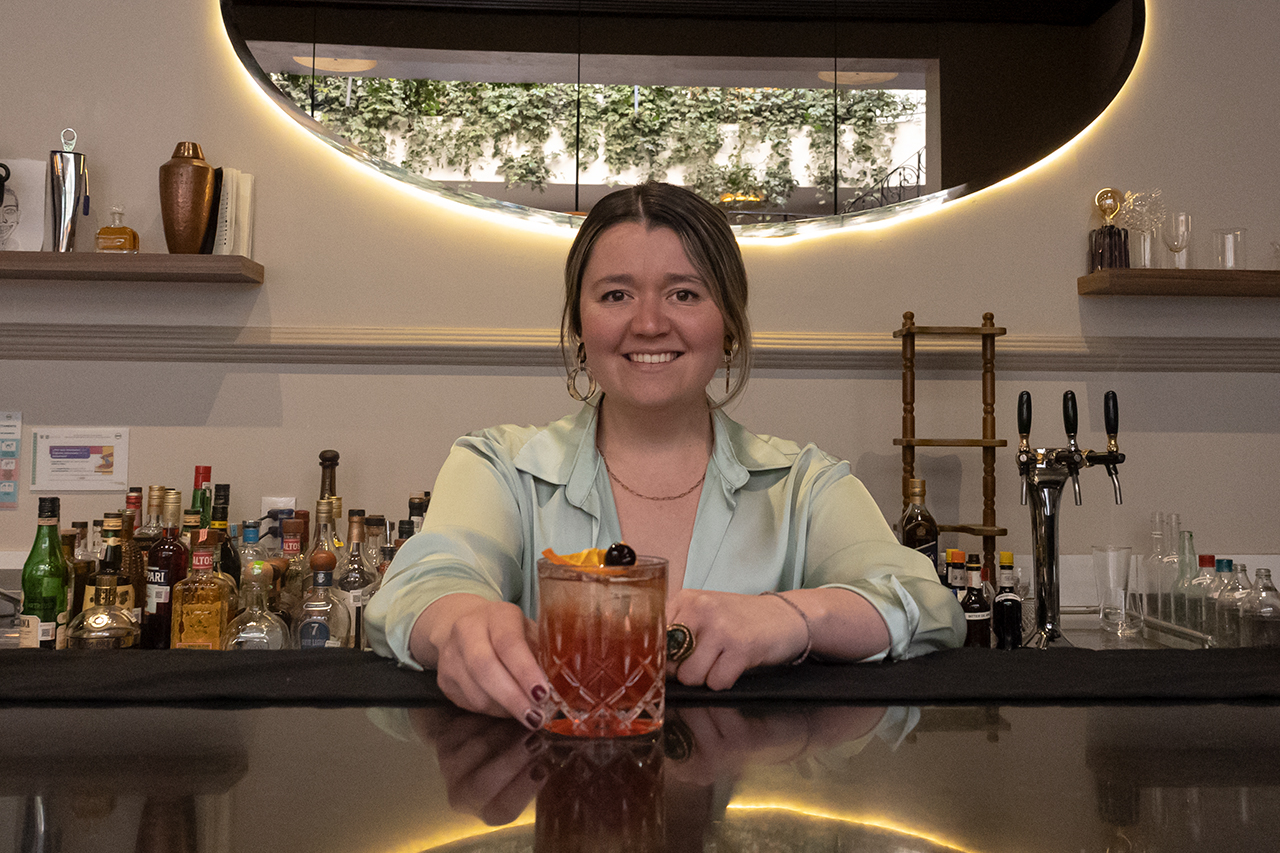 ‘Para las mujeres el camino de <em>bartender</em> puede ser más largo’: Fátima León