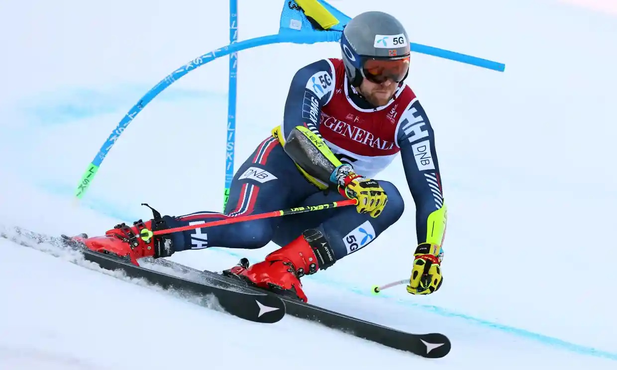 Los esquiadores instan al órgano rector del deporte que actúe ante la crisis climática y la falta de nieve