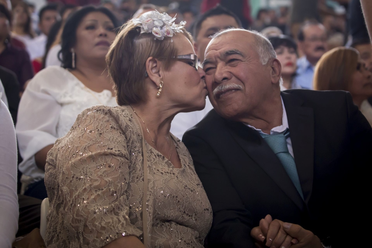¿Cómo viven el amor los adultos en México? El Inegi lo revela