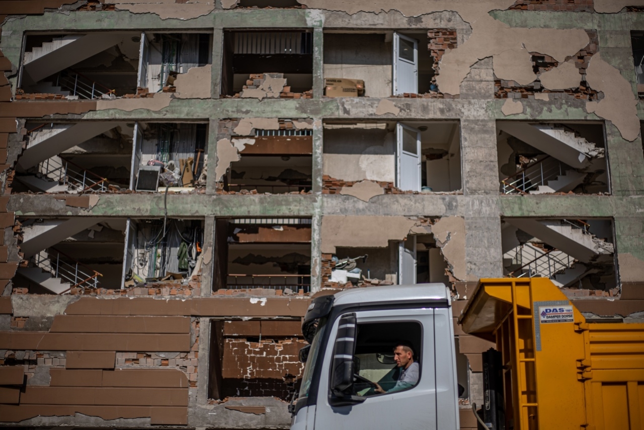 Un sismo de magnitud 6.4 sacude a Turquía