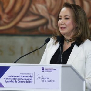 Tribunal admite impugnación de la UNAM contra fallo a favor de Yasmín Esquivel